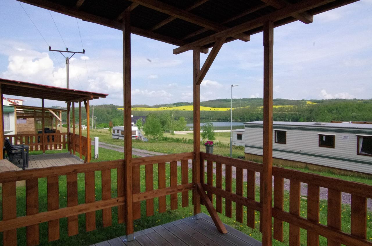 Mobilheimy U Prehrady Hotel Horní Dunajovice Kültér fotó